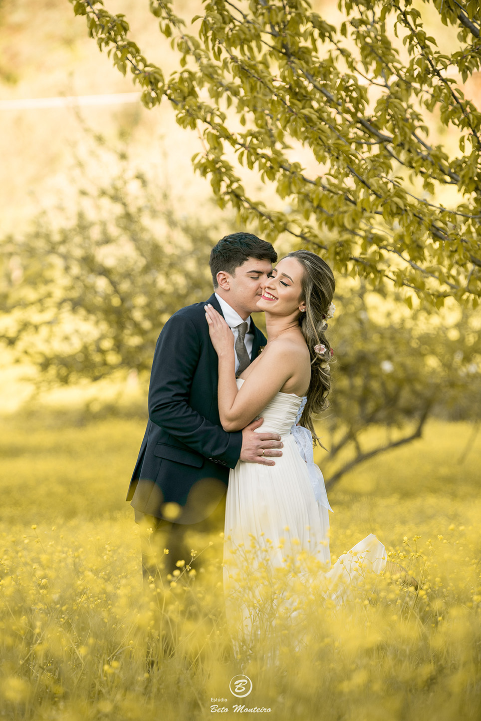 Bruna e Felipe - fotografia em florenca italia europa - fotografo na europa - casamento europa - casal - noivo - noiva - wedding - estudio beto monteiro - noivo curitiba - fotografo - fotografo de casamento - casal no campo - paisagem