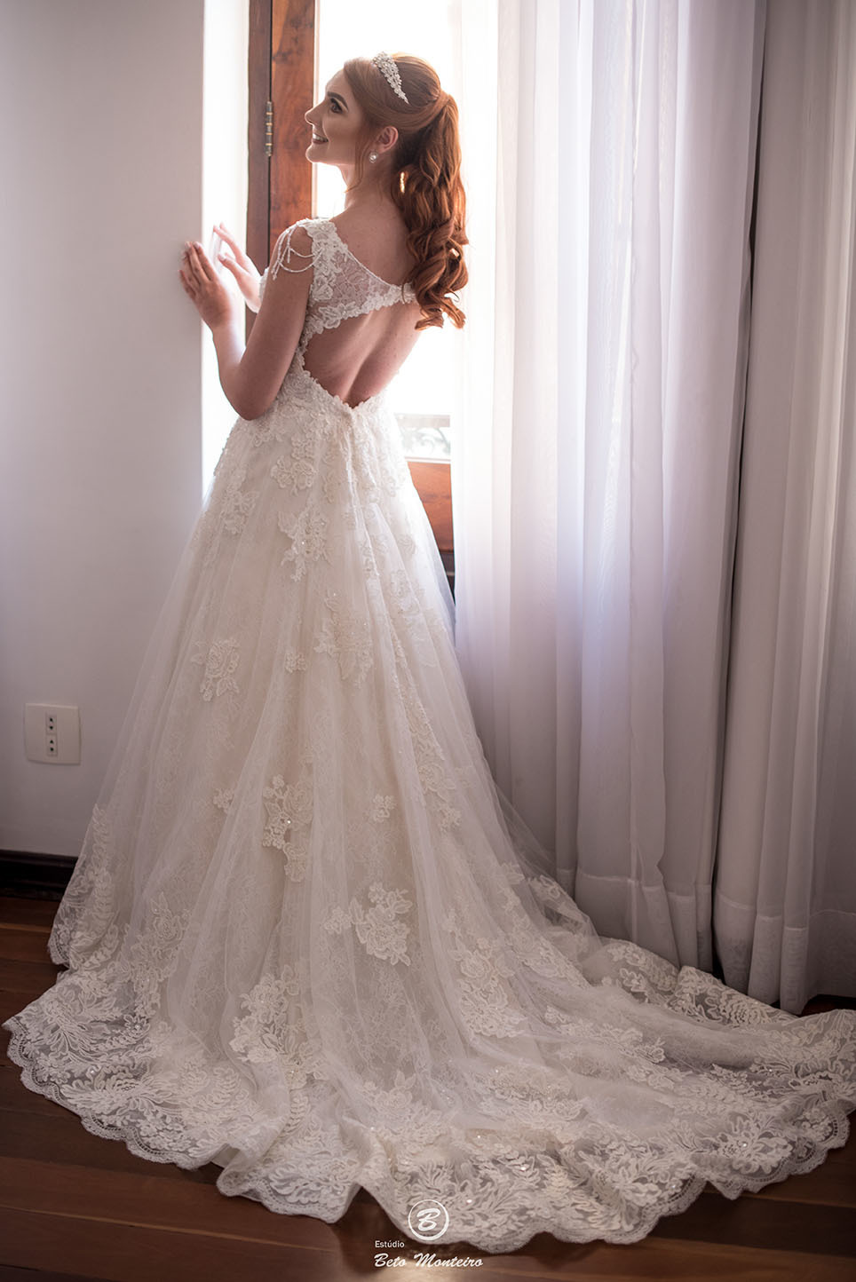 Casamento - Wedding - Pré-Casamento - Cobertura de casamento - foto e filmagem de casamento - Wedding Day - Pré-Wedding - Trash the dress - Estúdio Beto Monteiro - Curitiba - fotografia de casamento - são josé dos pinhais - winners - noiva com vestido