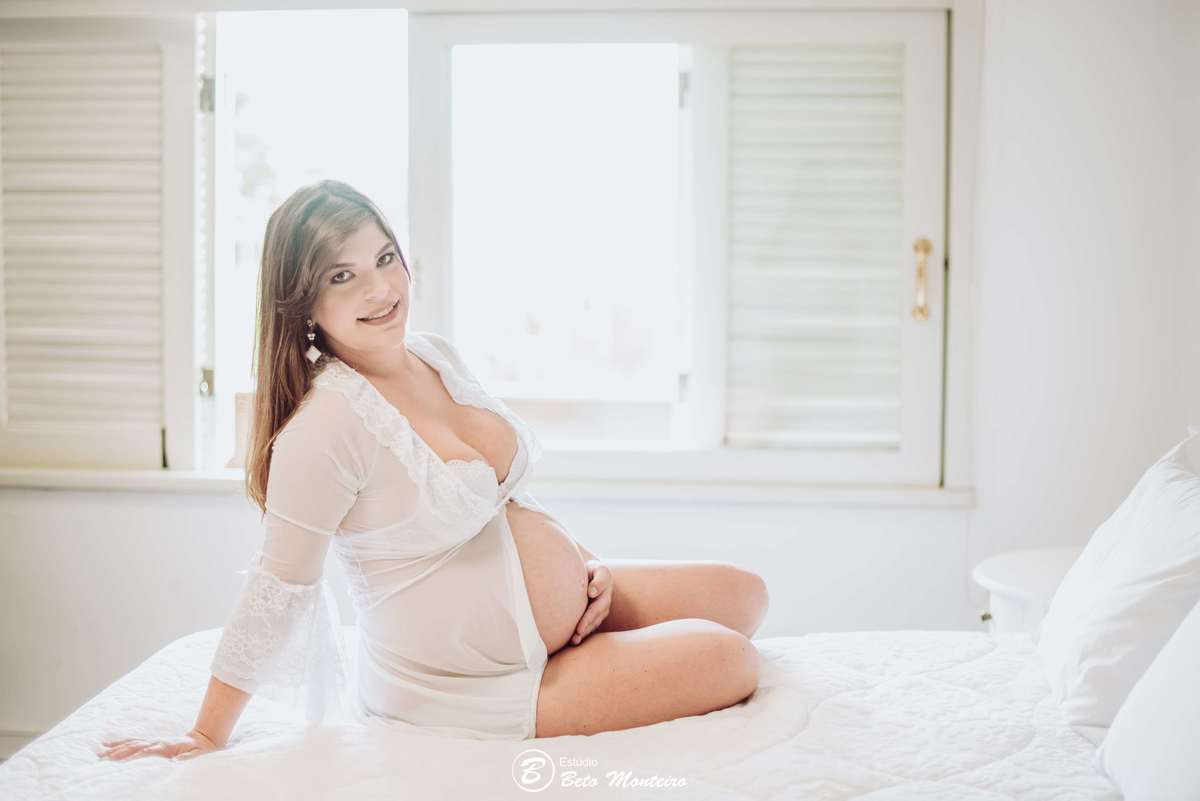 Laura Monteiro e Kleber - Isabela - Book Gestante e Familia em Curitiba - Book de gestante lifestyle - Fotos ao ar livre - Grávida - Gestação - Estudio Beto Monteiro - casa donaire - lifestyle