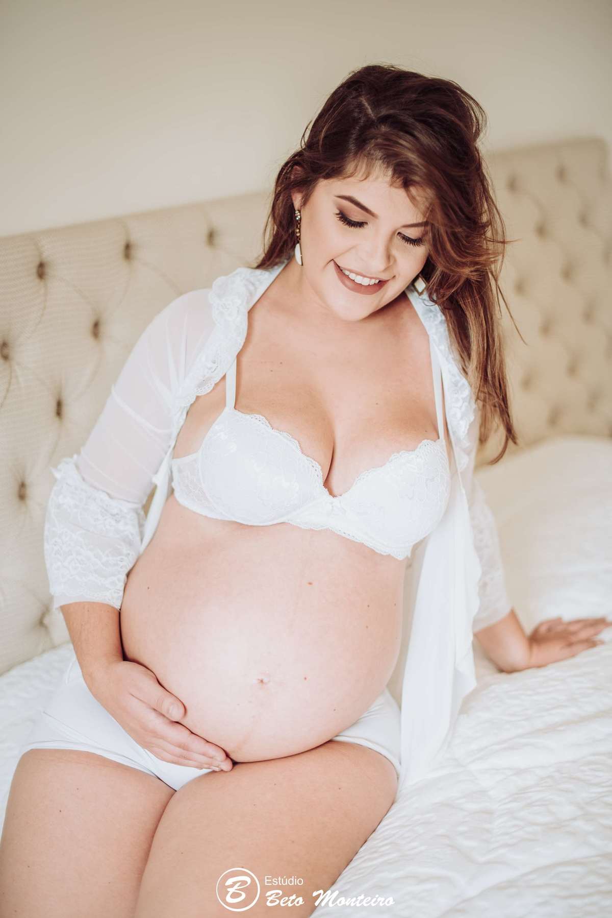 Laura Monteiro e Kleber - Isabela - Book Gestante e Familia em Curitiba - Book de gestante lifestyle - Fotos ao ar livre - Grávida - Gestação - Estudio Beto Monteiro - casa donaire - lifestyle