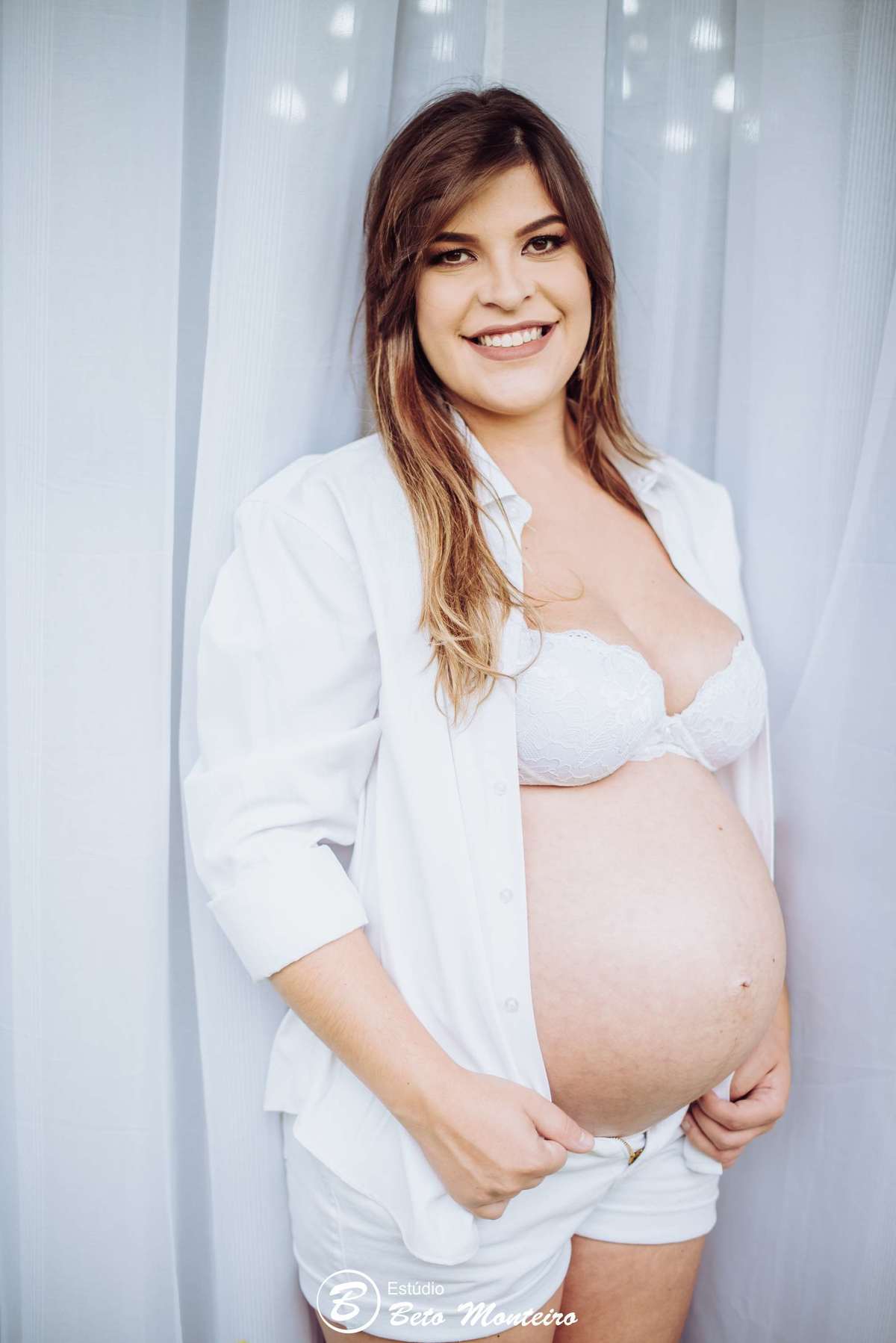 Laura Monteiro e Kleber - Isabela - Book Gestante e Familia em Curitiba - Book de gestante lifestyle - Fotos ao ar livre - Grávida - Gestação - Estudio Beto Monteiro - casa donaire - lifestyle