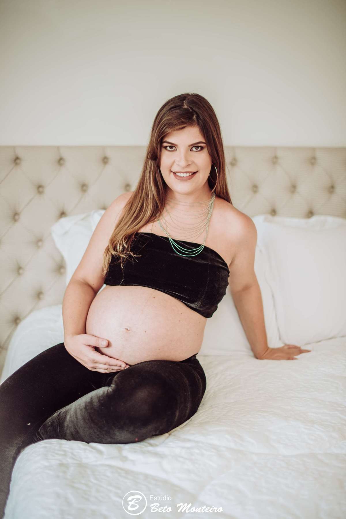 Laura Monteiro e Kleber - Isabela - Book Gestante e Familia em Curitiba - Book de gestante lifestyle - Fotos ao ar livre - Grávida - Gestação - Estudio Beto Monteiro - casa donaire - lifestyle