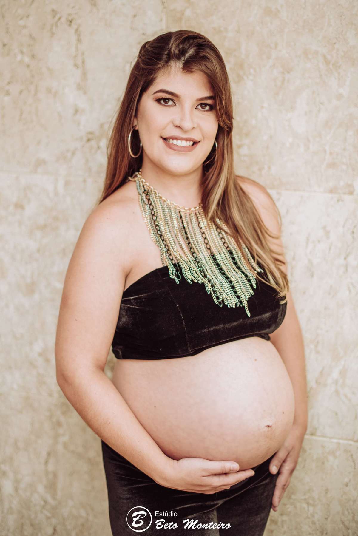 Laura Monteiro e Kleber - Isabela - Book Gestante e Familia em Curitiba - Book de gestante lifestyle - Fotos ao ar livre - Grávida - Gestação - Estudio Beto Monteiro - casa donaire - lifestyle