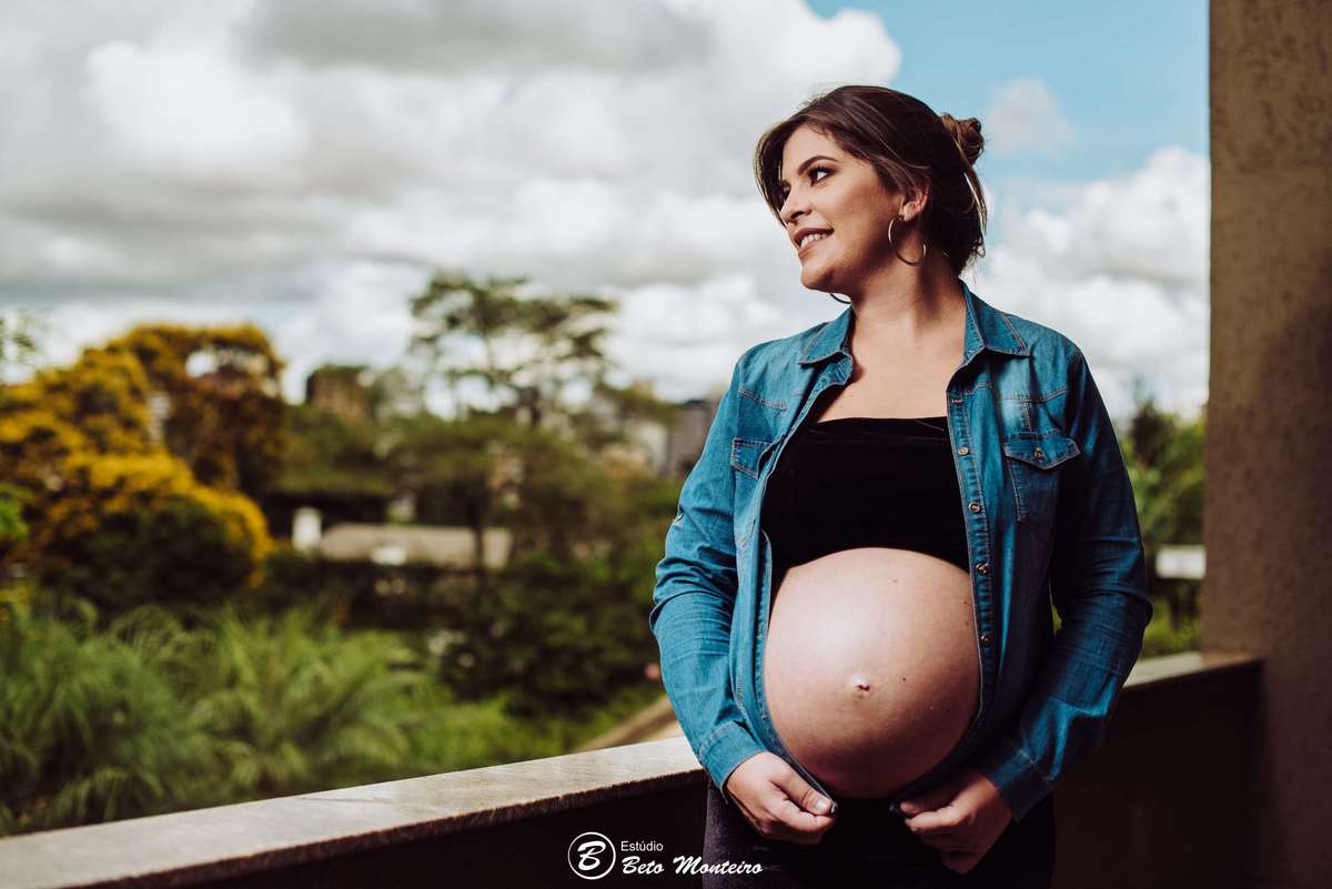 Laura Monteiro e Kleber - Isabela - Book Gestante e Familia em Curitiba - Book de gestante lifestyle - Fotos ao ar livre - Grávida - Gestação - Estudio Beto Monteiro - casa donaire - lifestyle