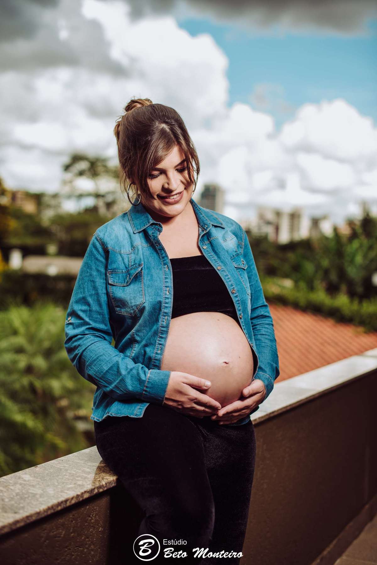 Laura Monteiro e Kleber - Isabela - Book Gestante e Familia em Curitiba - Book de gestante lifestyle - Fotos ao ar livre - Grávida - Gestação - Estudio Beto Monteiro - casa donaire - lifestyle