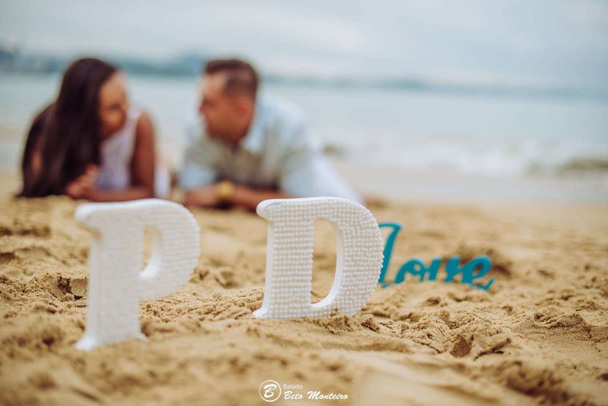 Casamento - Wedding - Pré - Cobertura de casamento - foto e filmagem de casamento - fotografo de casamento curitiba - Pré-Wedding - Trash the dress - Estúdio Beto Monteiro - Curitiba - balneario camboriu - bc - laranjeiras - taquarinhas - Céu azul - praia