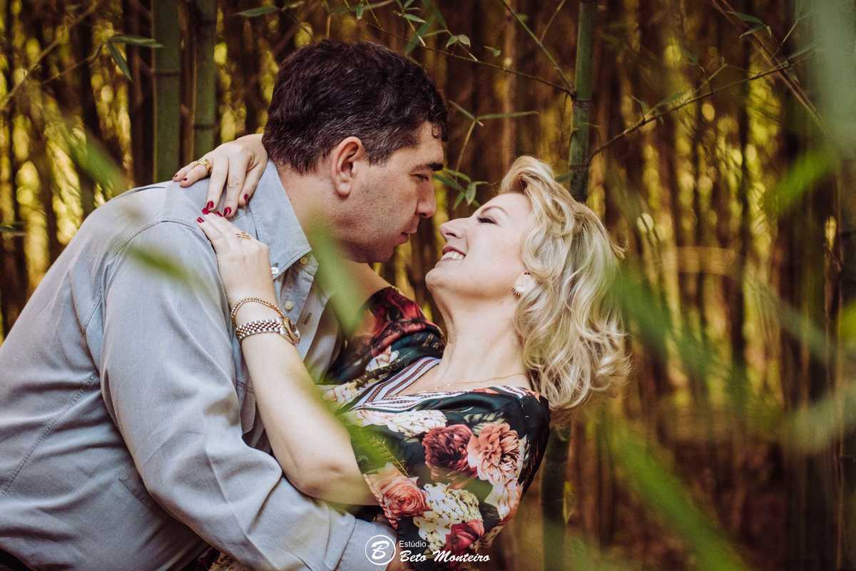 Casamento - Wedding - Pré-Casamento - Cobertura de casamento - foto e filmagem de casamento - Wedding Day - Pré-Wedding - Trash the dress - Estúdio Beto Monteiro - Curitiba - chacara oma haus - elenice e jose manuel - casal mais velho