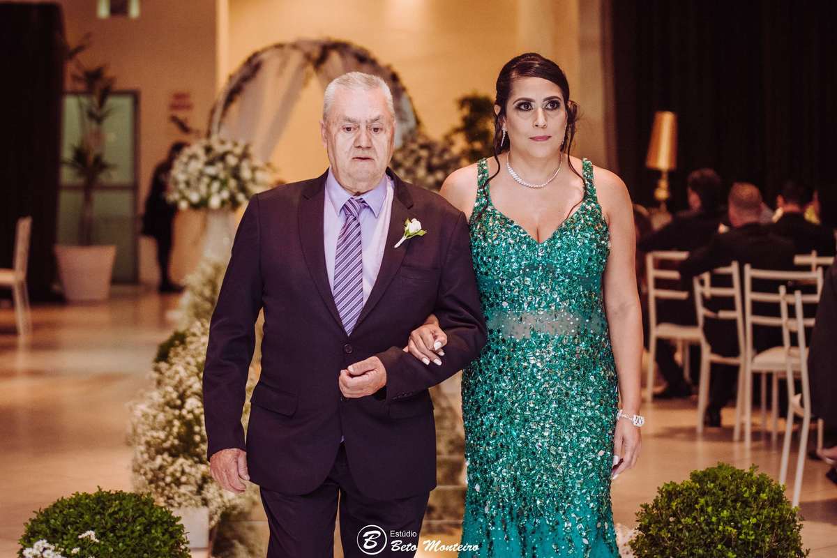 Casamento - Wedding - Pré-Casamento - Cobertura de casamento - foto e filmagem de casamento - Wedding Day - Pré-Wedding - Trash the dress - Estúdio Beto Monteiro - Curitiba - Siciliano - Isabel Cerimonialista - Priscilla e Denis - Hotel ibis 