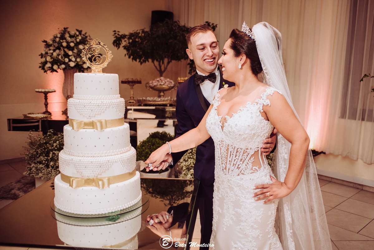 Casamento - Wedding - Pré-Casamento - Cobertura de casamento - foto e filmagem de casamento - Wedding Day - Pré-Wedding - Trash the dress - Estúdio Beto Monteiro - Curitiba - Siciliano - Isabel Cerimonialista - Priscilla e Denis - Hotel ibis 