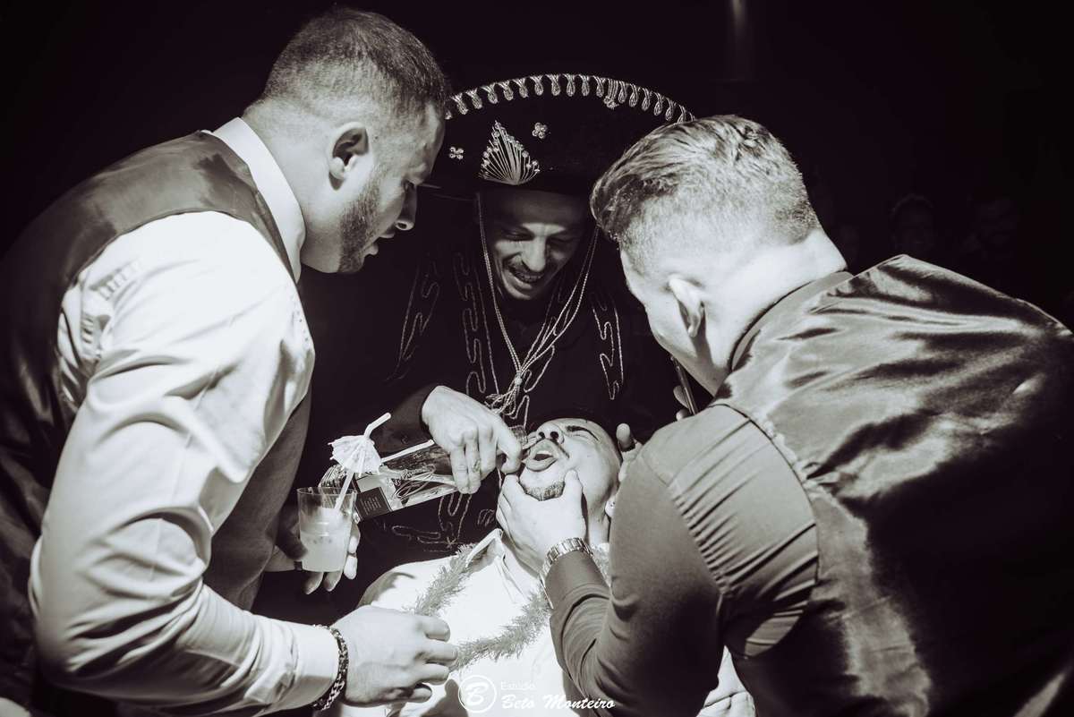 Casamento - Wedding - Pré-Casamento - Cobertura de casamento - foto e filmagem de casamento - Wedding Day - Pré-Wedding - Trash the dress - Estúdio Beto Monteiro - Curitiba - Siciliano - Isabel Cerimonialista - Priscilla e Denis - Hotel ibis 