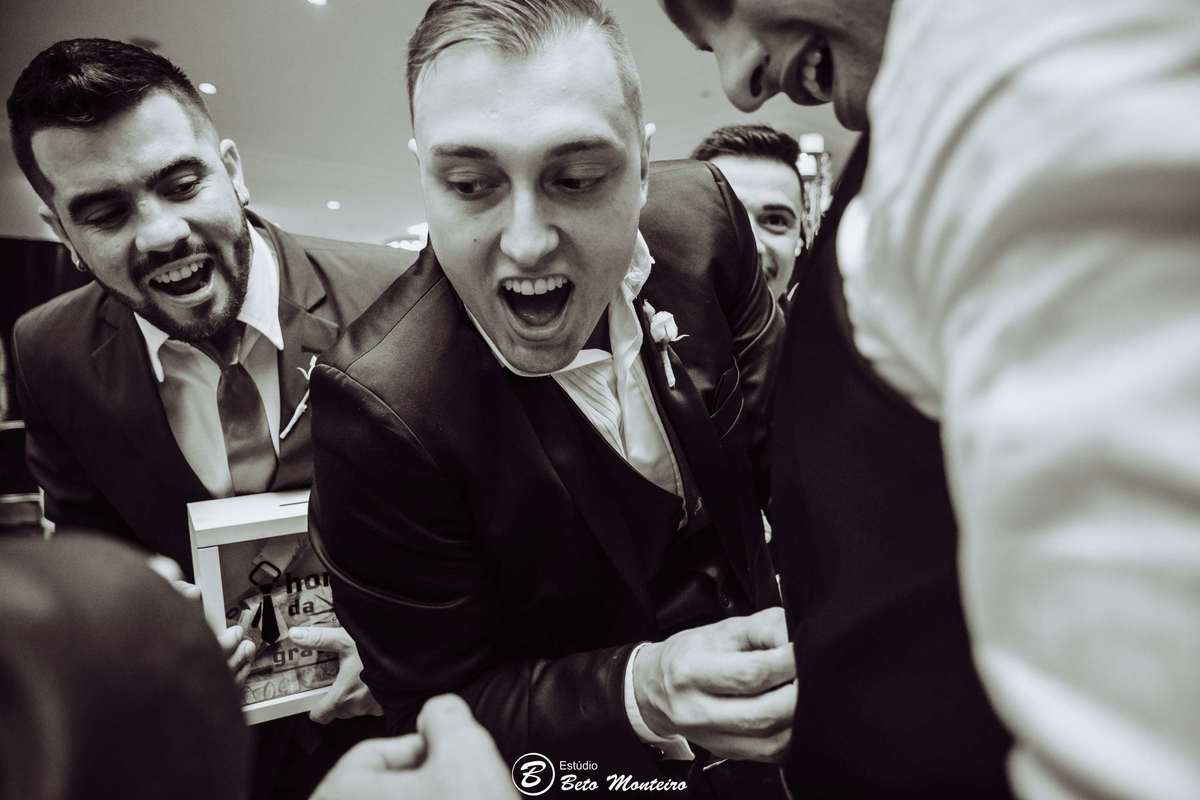 Casamento - Wedding - Pré-Casamento - Cobertura de casamento - foto e filmagem de casamento - Wedding Day - Pré-Wedding - Trash the dress - Estúdio Beto Monteiro - Curitiba - Siciliano - Isabel Cerimonialista - Priscilla e Denis - Hotel ibis 