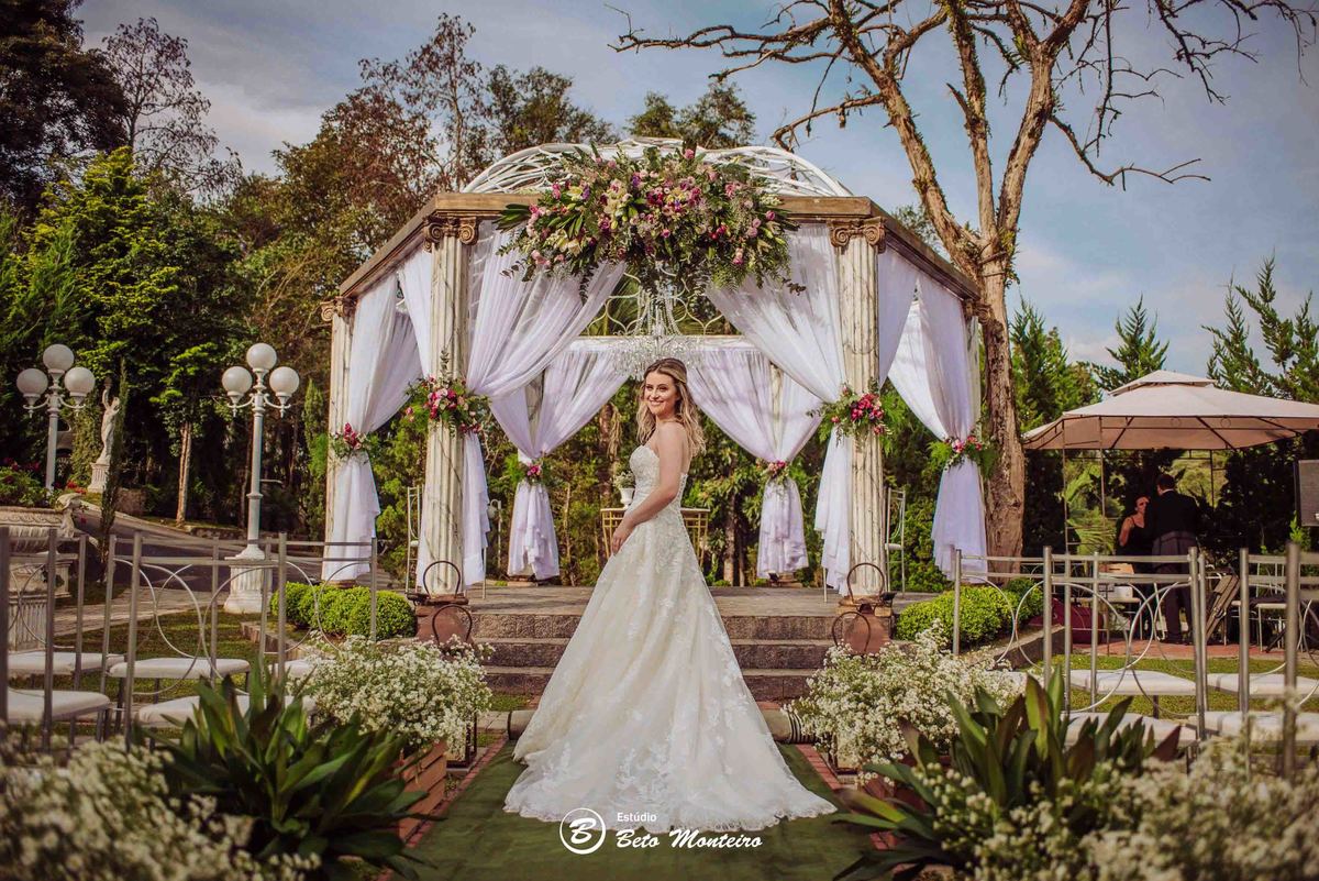 Casamento - Wedding - Pré-Casamento - Cobertura de casamento - foto e filmagem de casamento - Pré-Wedding - noiva - noivo - Estúdio Beto Monteiro - Curitiba - Castello Reale - Sol Cerimonial - Patricia e Gino - Cerimonia ao ar livre -  por do sol