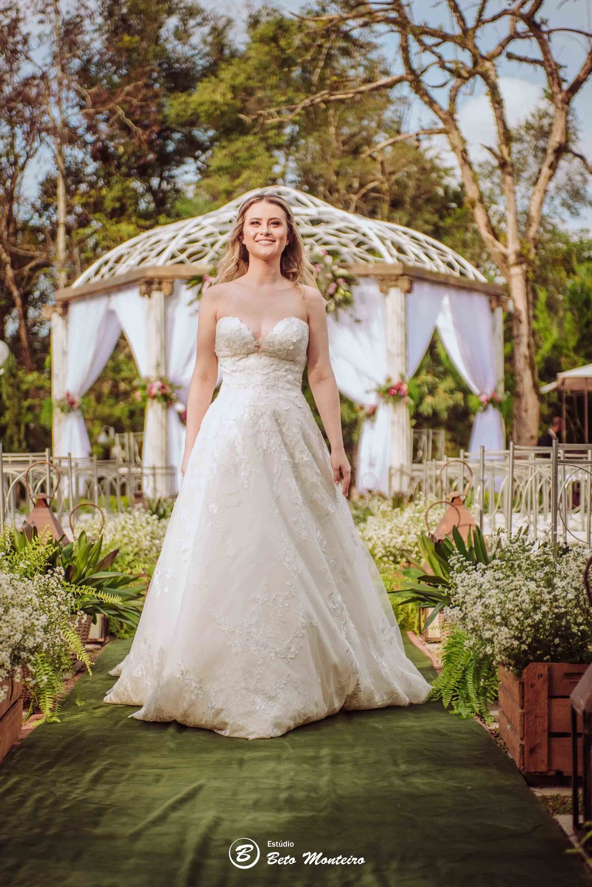 Casamento - Wedding - Pré-Casamento - Cobertura de casamento - foto e filmagem de casamento - Pré-Wedding - noiva - noivo - Estúdio Beto Monteiro - Curitiba - Castello Reale - Sol Cerimonial - Patricia e Gino - Cerimonia ao ar livre -  por do sol