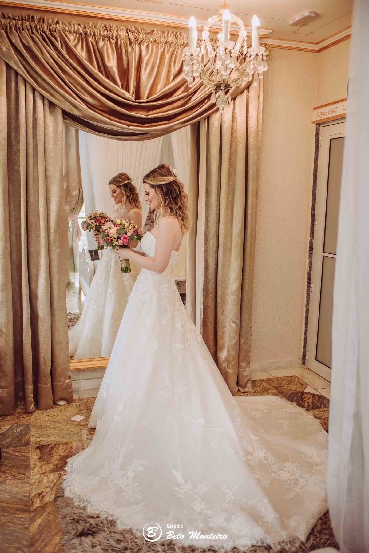 Casamento - Wedding - Pré-Casamento - Cobertura de casamento - foto e filmagem de casamento - Pré-Wedding - noiva - noivo - Estúdio Beto Monteiro - Curitiba - Castello Reale - Sol Cerimonial - Patricia e Gino - Cerimonia ao ar livre -  por do sol