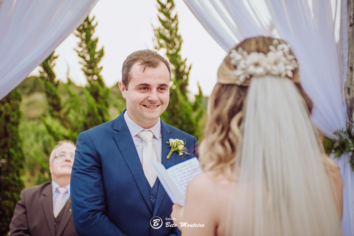 Casamento - Wedding - Pré-Casamento - Cobertura de casamento - foto e filmagem de casamento - Pré-Wedding - noiva - noivo - Estúdio Beto Monteiro - Curitiba - Castello Reale - Sol Cerimonial - Patricia e Gino - Cerimonia ao ar livre -  por do sol