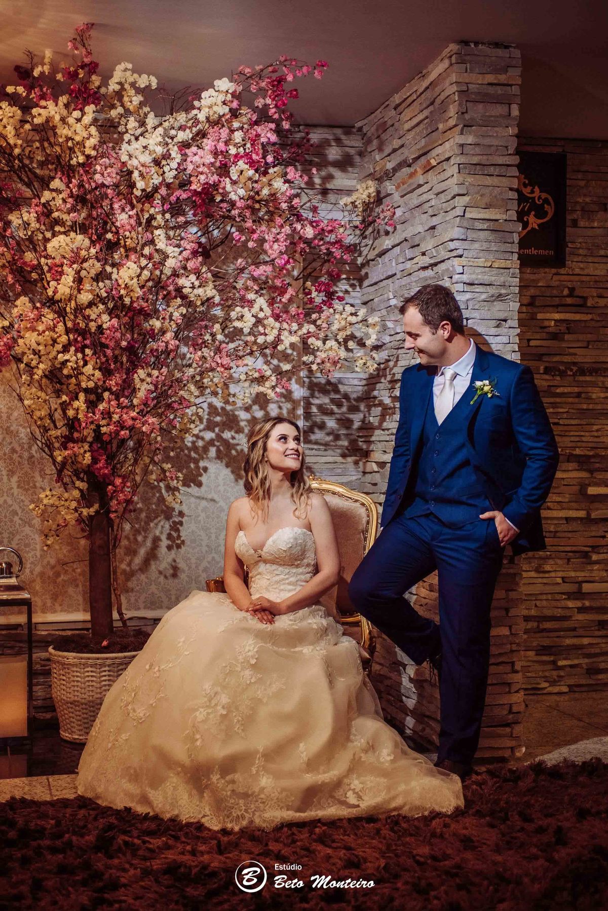 Casamento - Wedding - Pré-Casamento - Cobertura de casamento - foto e filmagem de casamento - Pré-Wedding - noiva - noivo - Estúdio Beto Monteiro - Curitiba - Castello Reale - Sol Cerimonial - Patricia e Gino - Cerimonia ao ar livre -  por do sol