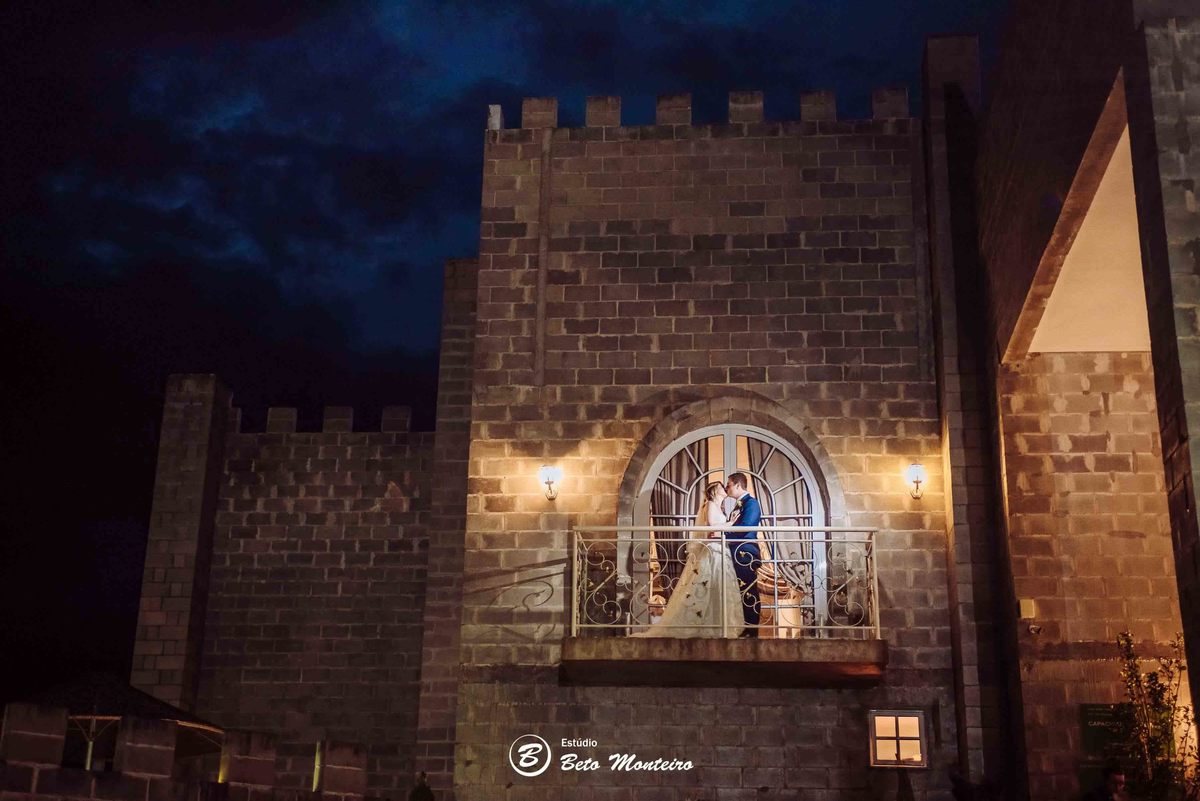 Casamento - Wedding - Pré-Casamento - Cobertura de casamento - foto e filmagem de casamento - Pré-Wedding - noiva - noivo - Estúdio Beto Monteiro - Curitiba - Castello Reale - Sol Cerimonial - Patricia e Gino - Cerimonia ao ar livre -  por do sol