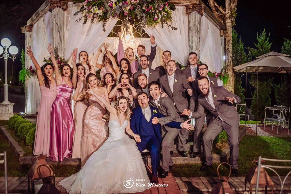 Casamento - Wedding - Pré-Casamento - Cobertura de casamento - foto e filmagem de casamento - Pré-Wedding - noiva - noivo - Estúdio Beto Monteiro - Curitiba - Castello Reale - Sol Cerimonial - Patricia e Gino - Cerimonia ao ar livre -  por do sol