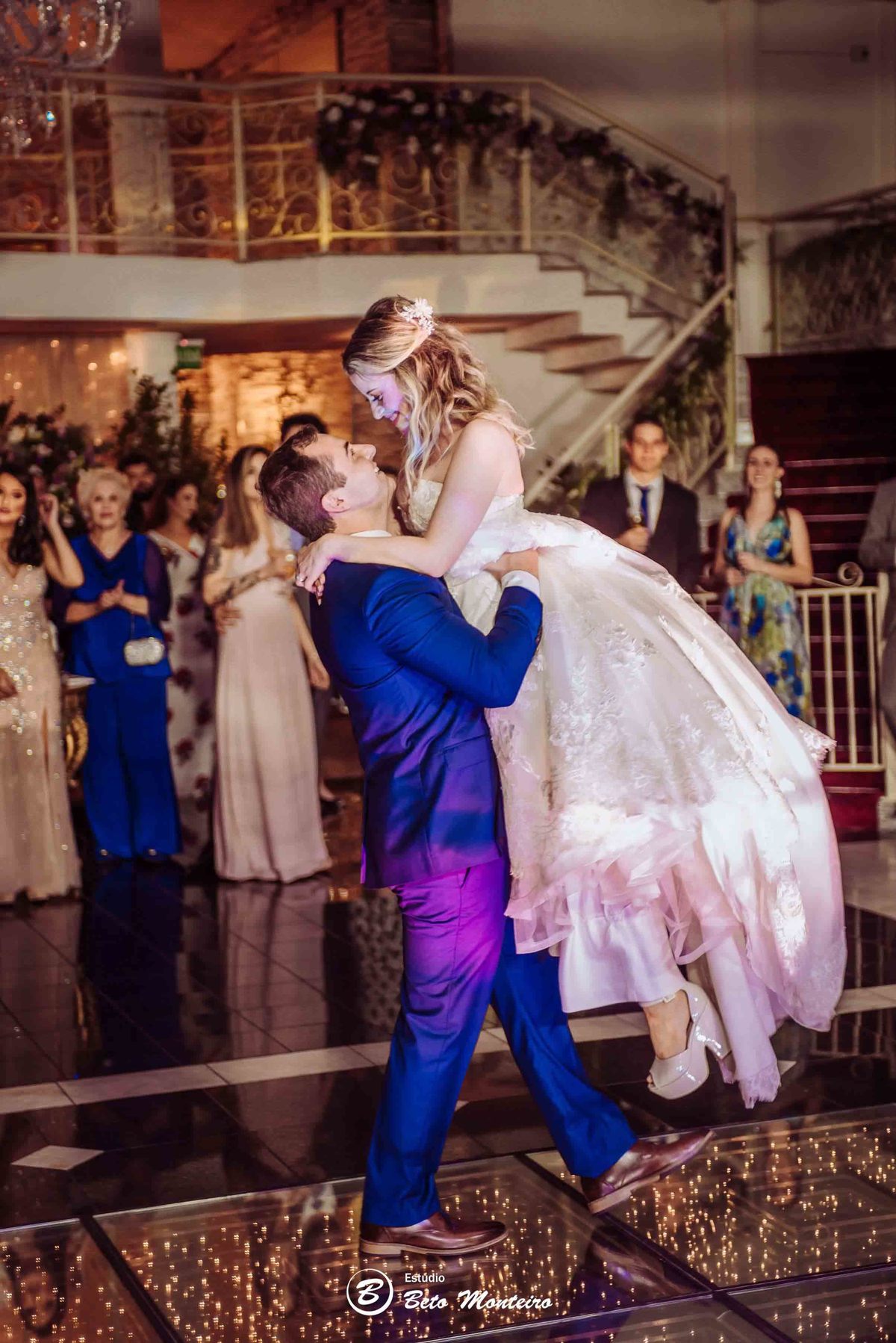 Casamento - Wedding - Pré-Casamento - Cobertura de casamento - foto e filmagem de casamento - Pré-Wedding - noiva - noivo - Estúdio Beto Monteiro - Curitiba - Castello Reale - Sol Cerimonial - Patricia e Gino - Cerimonia ao ar livre -  por do sol