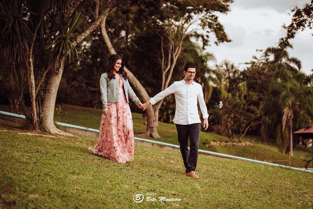 videos de casamento - filmagem - casamento - cinegrafista - videomaker - filmmaker - clipe - wedding - produtora - curitiba - estudio beto monteiro - casal - pre casamento - pre wedding - chacara laggus - thais e felipe - vestido rosa