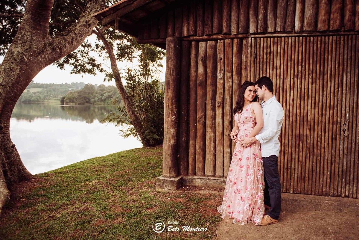 videos de casamento - filmagem - casamento - cinegrafista - videomaker - filmmaker - clipe - wedding - produtora - curitiba - estudio beto monteiro - casal - pre casamento - pre wedding - chacara laggus - thais e felipe - vestido rosa