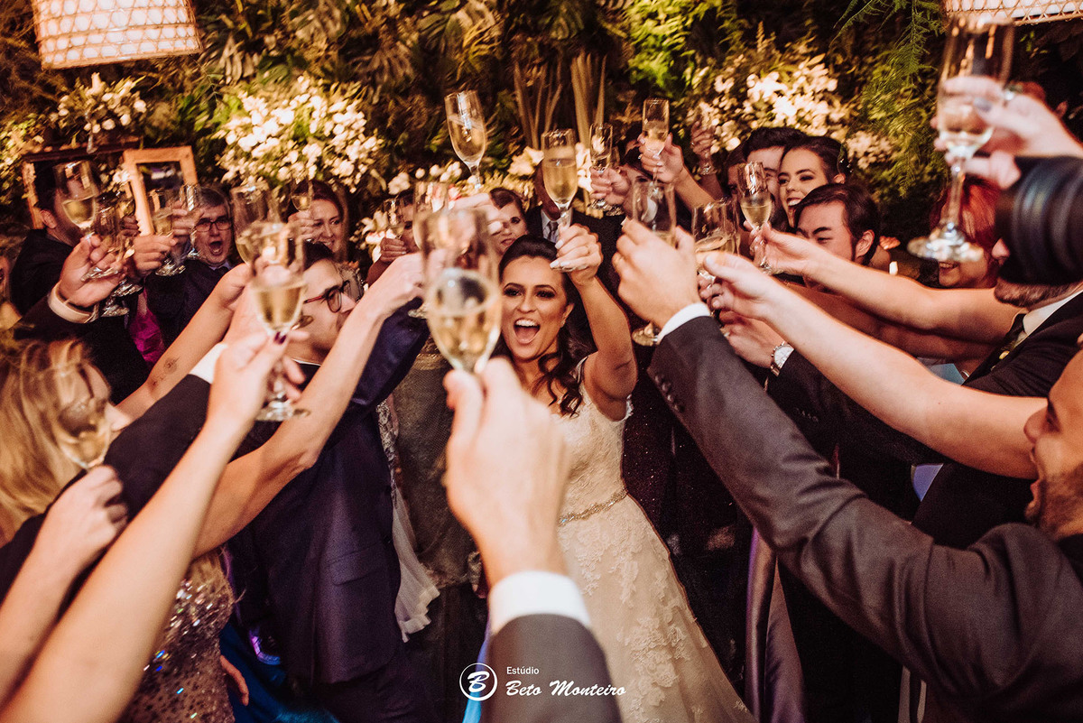 Casamento - Wedding - Pré-Casamento - fotografo de casamento - filmagem de casamento - Pré-Wedding - noiva - noivo - Estúdio Beto Monteiro - Curitiba - bistro duchamp - fabiola vanin - thais e felipe - silvia fregonese - ivo vilela - fer + gui mfgdecor