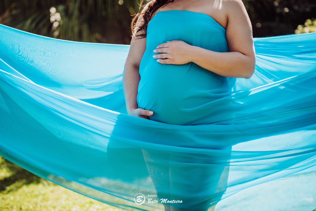 Karine Granza - Gelson - Theo - Book Gestante e Familia em Curitiba - Book de gestante lifestyle - Fotos ao ar livre - Grávida - Gestação - Estudio Beto Monteiro - casa donaire - lifestyle