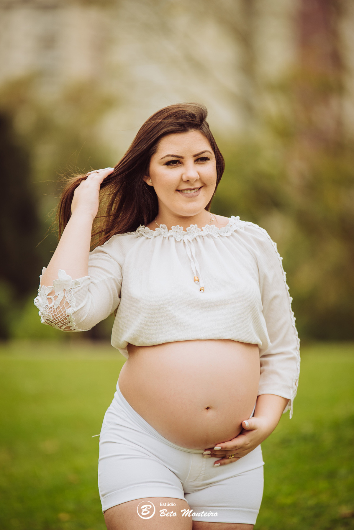 Book Gestante e Familia em Curitiba - Book de gestante lifestyle - Fotos ao ar livre - Grávida - Gestação - Estudio Beto Monteiro - jardim botanico - leticia e ronald