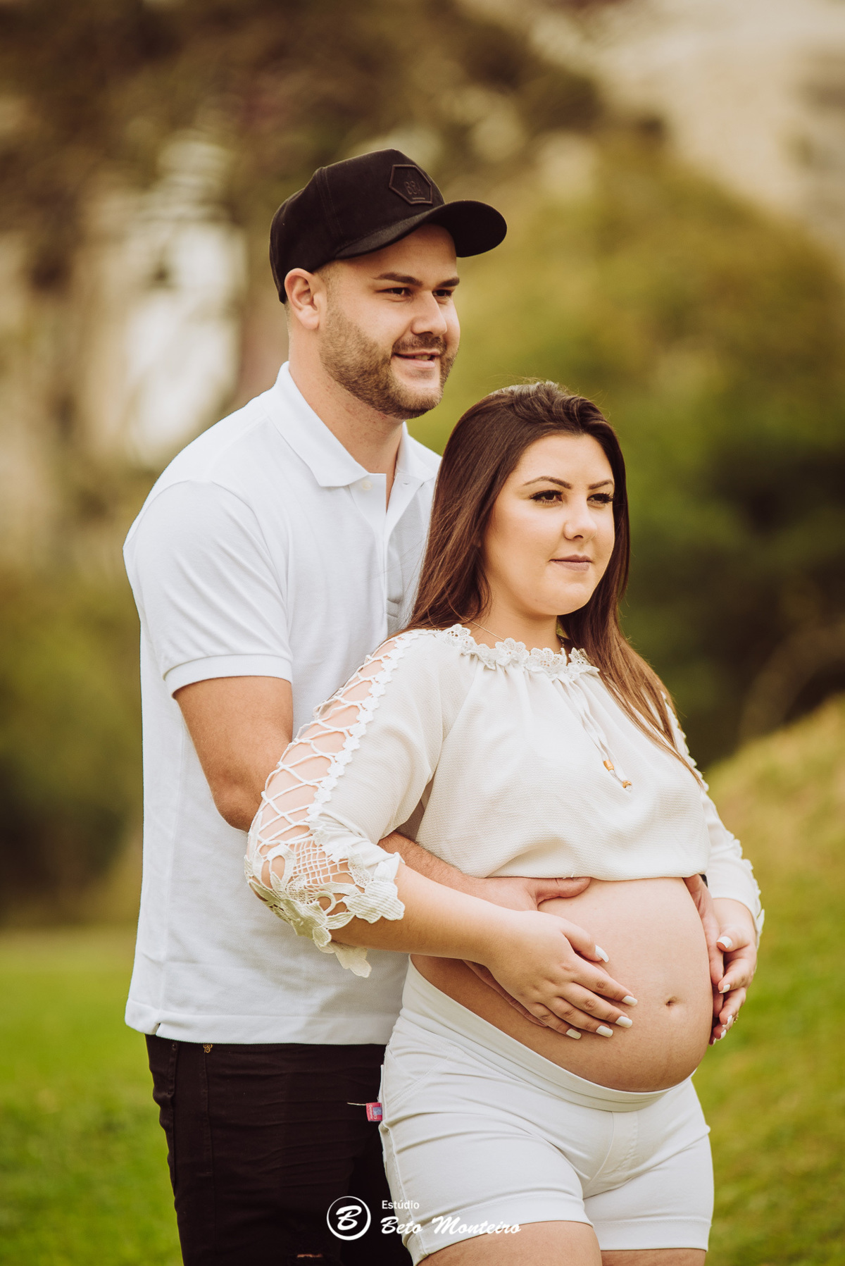 Book Gestante e Familia em Curitiba - Book de gestante lifestyle - Fotos ao ar livre - Grávida - Gestação - Estudio Beto Monteiro - jardim botanico - leticia e ronald