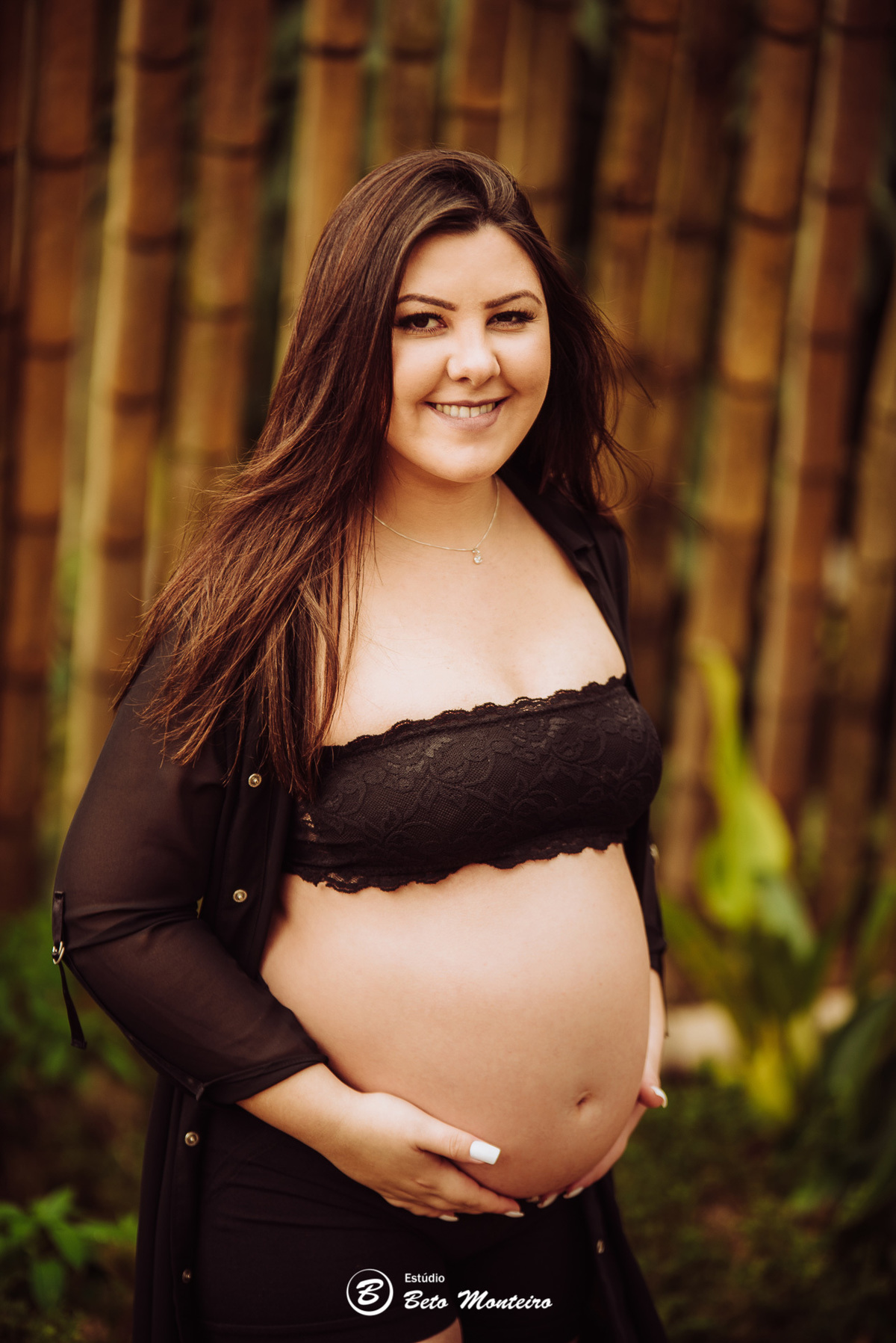 Book Gestante e Familia em Curitiba - Book de gestante lifestyle - Fotos ao ar livre - Grávida - Gestação - Estudio Beto Monteiro - jardim botanico - leticia e ronald