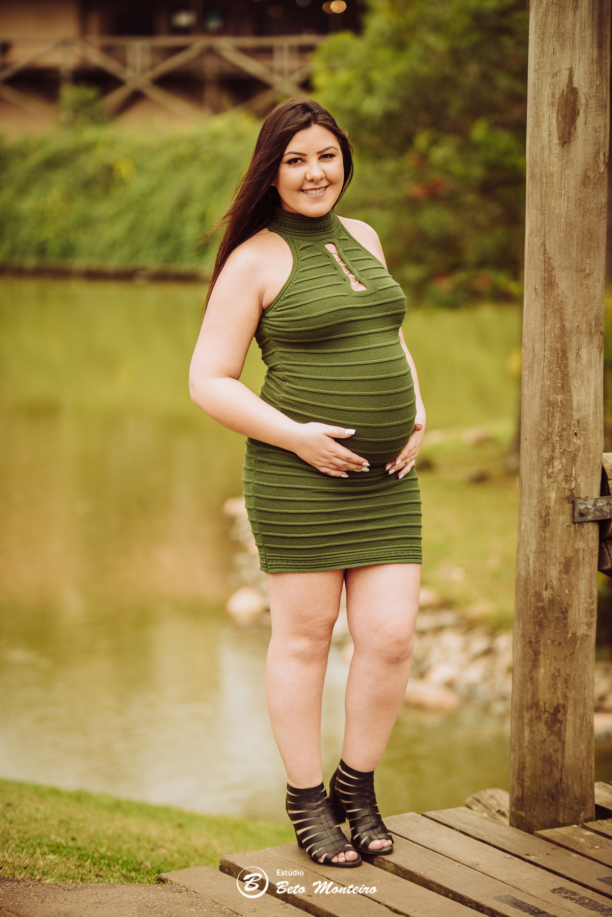 Book Gestante e Familia em Curitiba - Book de gestante lifestyle - Fotos ao ar livre - Grávida - Gestação - Estudio Beto Monteiro - jardim botanico - leticia e ronald
