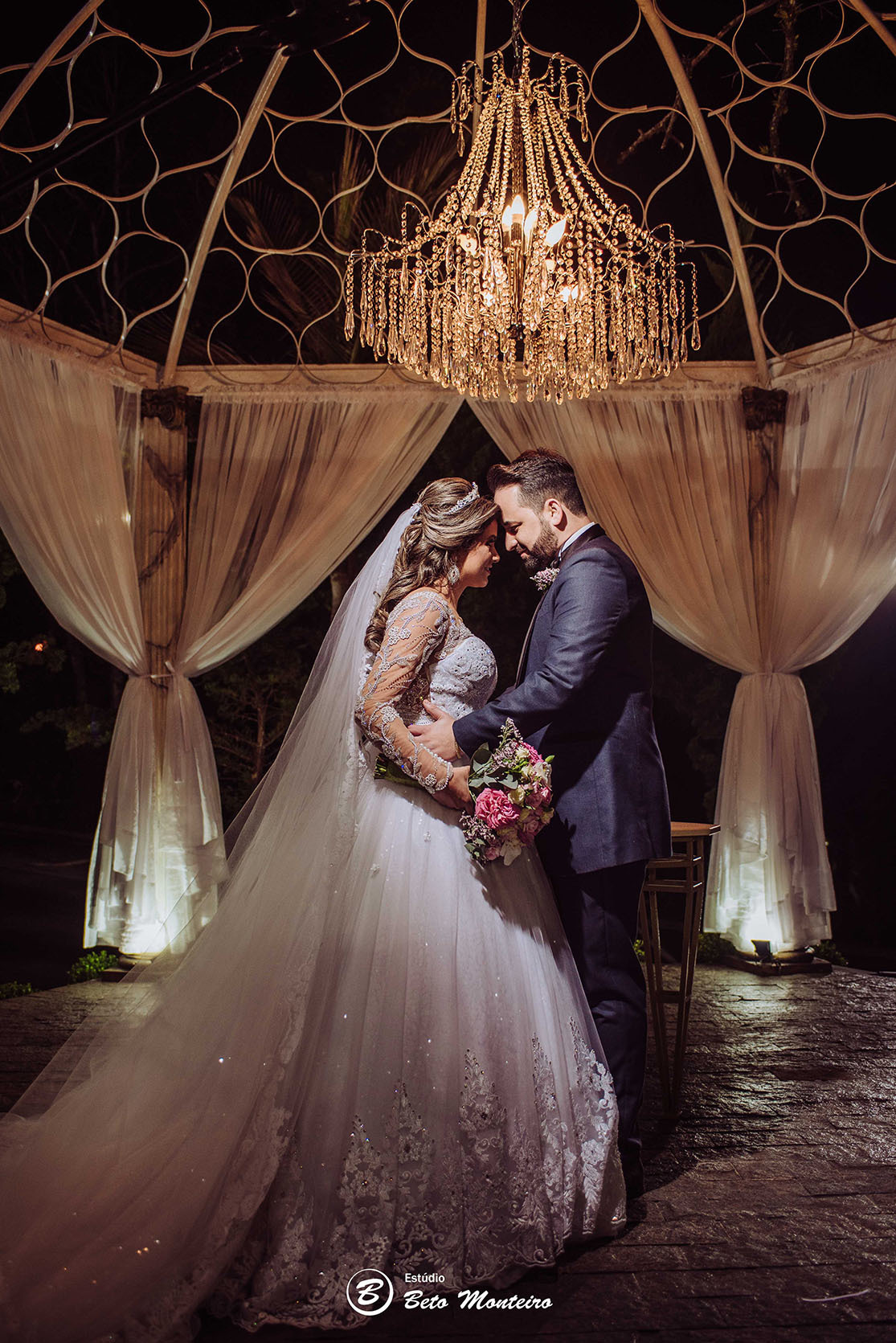 fotografo de casamento - fotografia - videos de casamento - filmagem - casamento - cinegrafista - filmmaker - wedding - produtora - curitiba - estudio beto monteiro - casal - castello reale - angela e sandro junior - sol cerimonialista