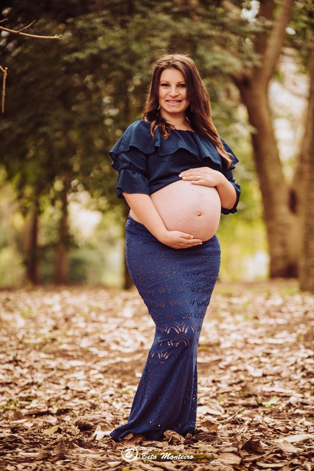 Book Gestante e Familia em Curitiba - Book de gestante lifestyle - Fotos ao ar livre - Grávida - Gestação - Estudio Beto Monteiro - jardim botanico - kamila costa - rafael e maria clara - emanuel