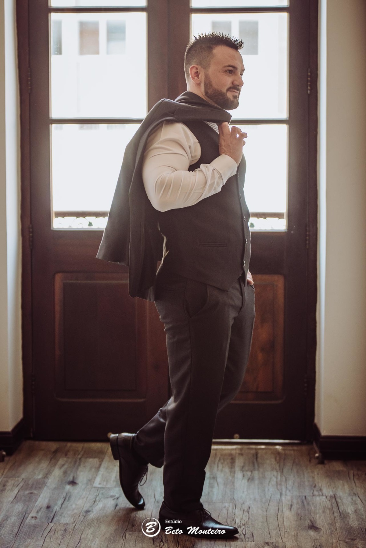 fotografo de casamento - fotografia - videos de casamento - filmagem - casamento - cinegrafista - filmmaker - wedding - produtora - curitiba - estudio beto monteiro - casal - porta romana - andressa e diogo - sol cerimonialista - paroquia perpetuo socorro