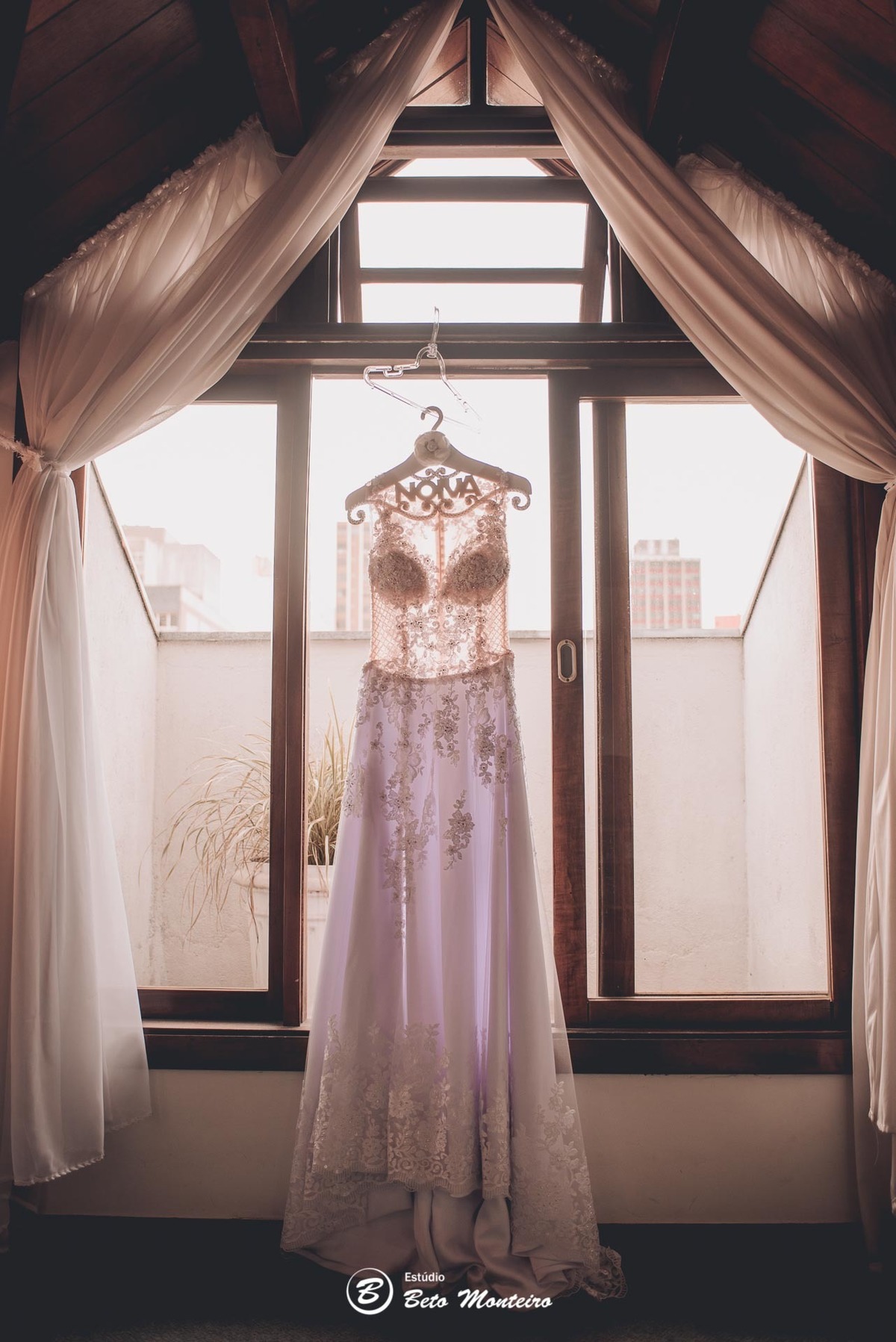 fotografo de casamento - fotografia - videos de casamento - filmagem - casamento - cinegrafista - filmmaker - wedding - produtora - curitiba - estudio beto monteiro - casal - porta romana - andressa e diogo - sol cerimonialista - paroquia perpetuo socorro