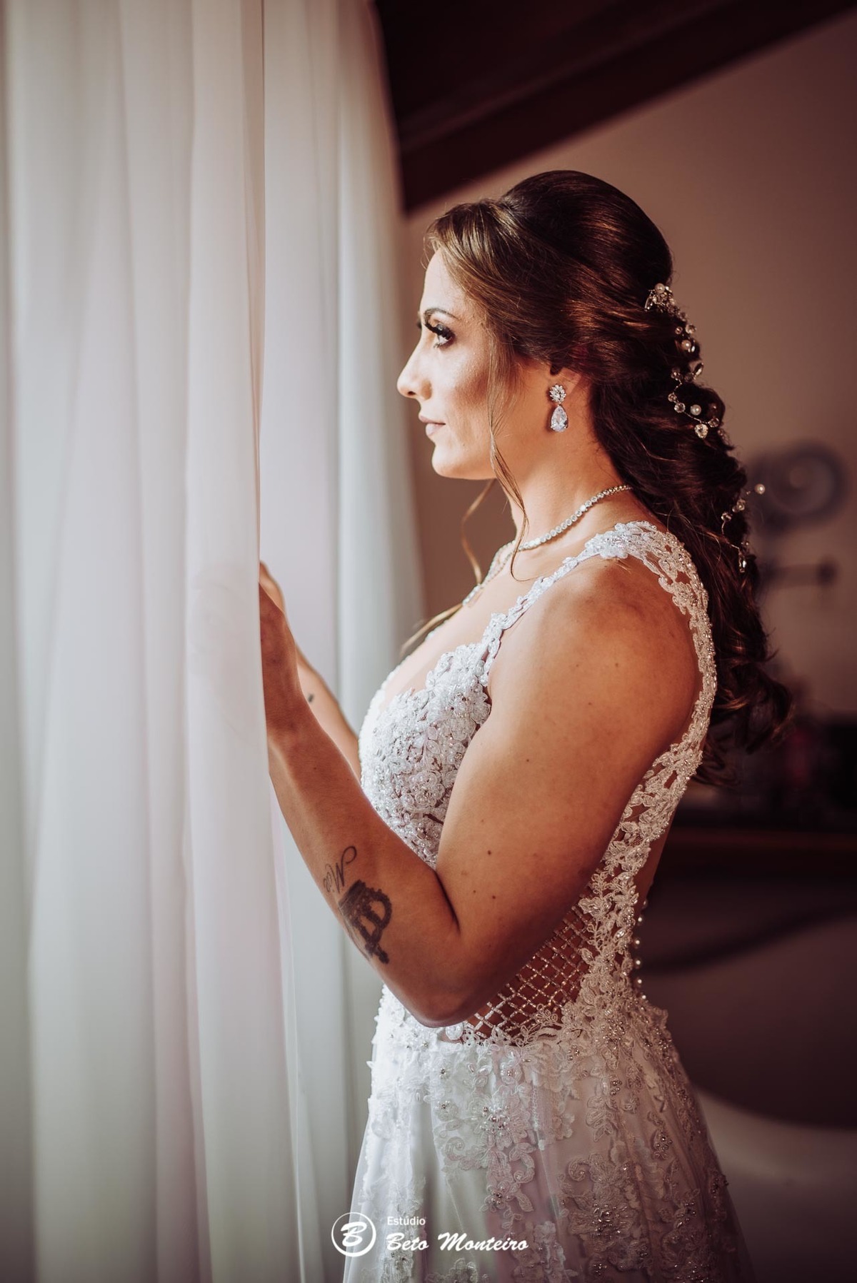 fotografo de casamento - fotografia - videos de casamento - filmagem - casamento - cinegrafista - filmmaker - wedding - produtora - curitiba - estudio beto monteiro - casal - porta romana - andressa e diogo - sol cerimonialista - paroquia perpetuo socorro