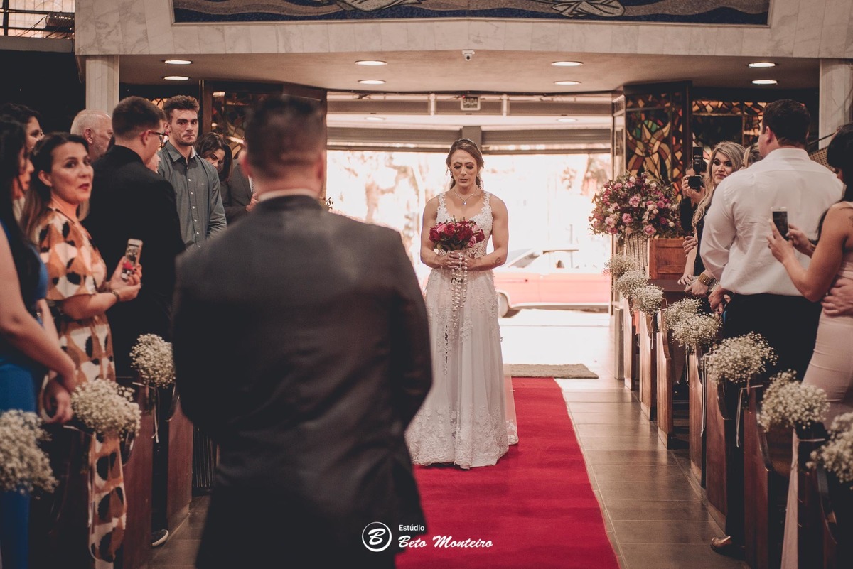 fotografo de casamento - fotografia - videos de casamento - filmagem - casamento - cinegrafista - filmmaker - wedding - produtora - curitiba - estudio beto monteiro - casal - porta romana - andressa e diogo - sol cerimonialista - paroquia perpetuo socorro