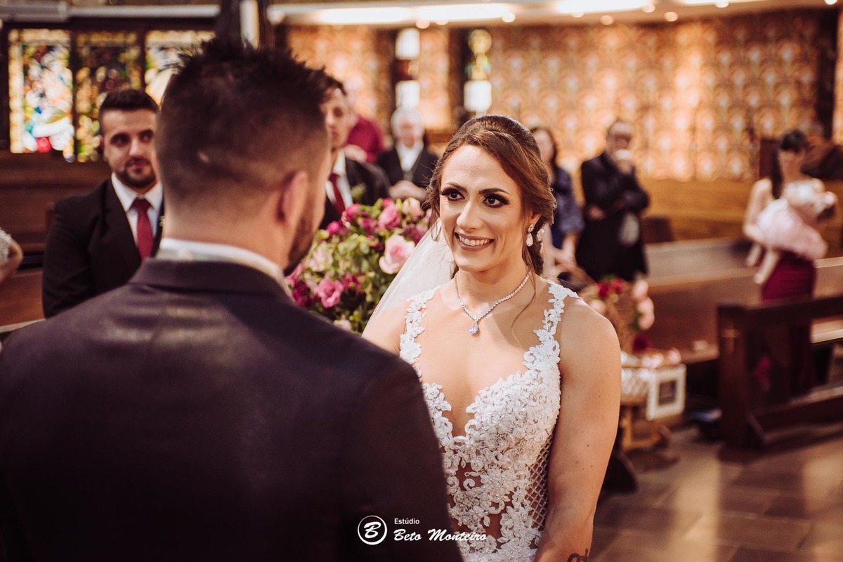 fotografo de casamento - fotografia - videos de casamento - filmagem - casamento - cinegrafista - filmmaker - wedding - produtora - curitiba - estudio beto monteiro - casal - porta romana - andressa e diogo - sol cerimonialista - paroquia perpetuo socorro
