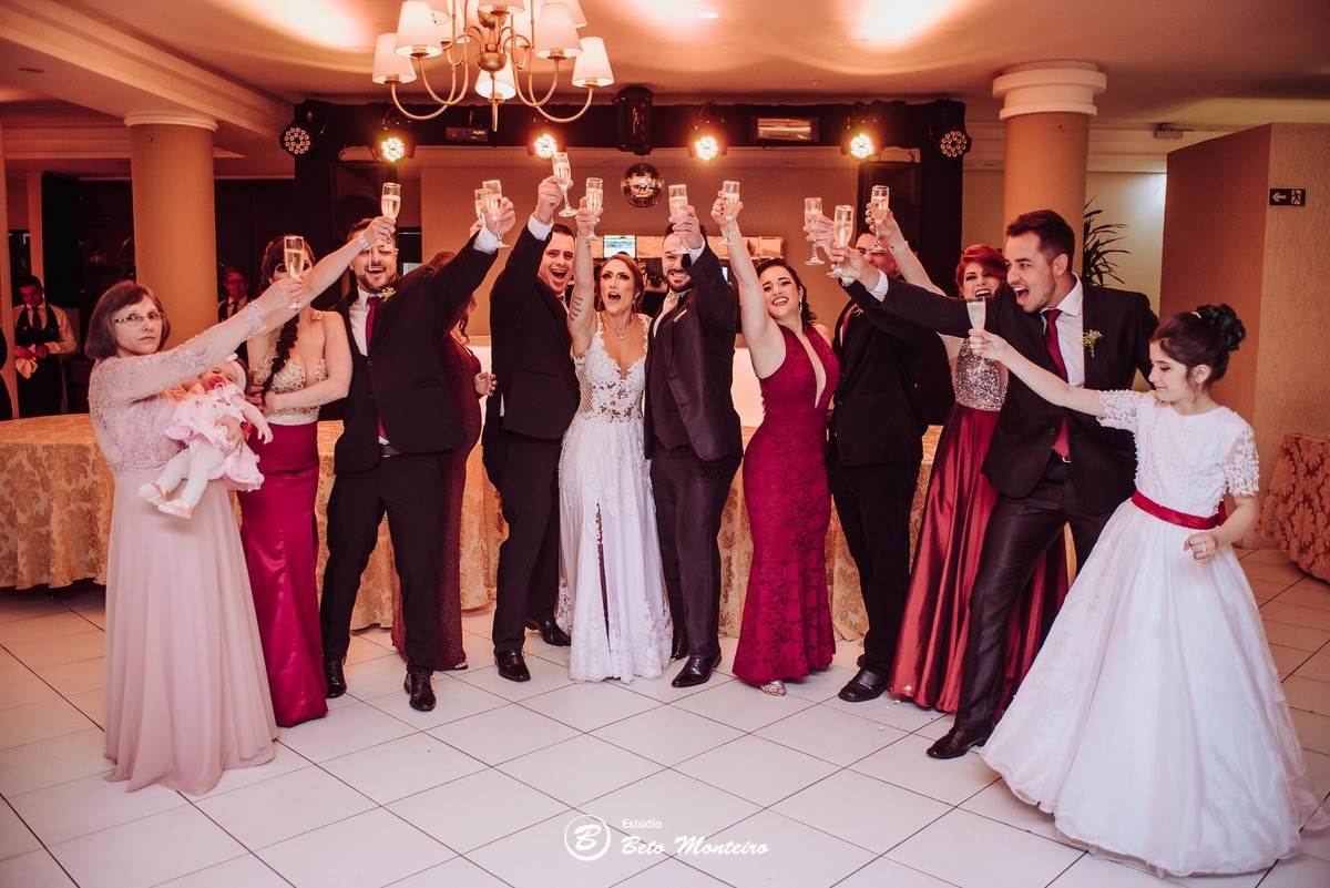 fotografo de casamento - fotografia - videos de casamento - filmagem - casamento - cinegrafista - filmmaker - wedding - produtora - curitiba - estudio beto monteiro - casal - porta romana - andressa e diogo - sol cerimonialista - paroquia perpetuo socorro