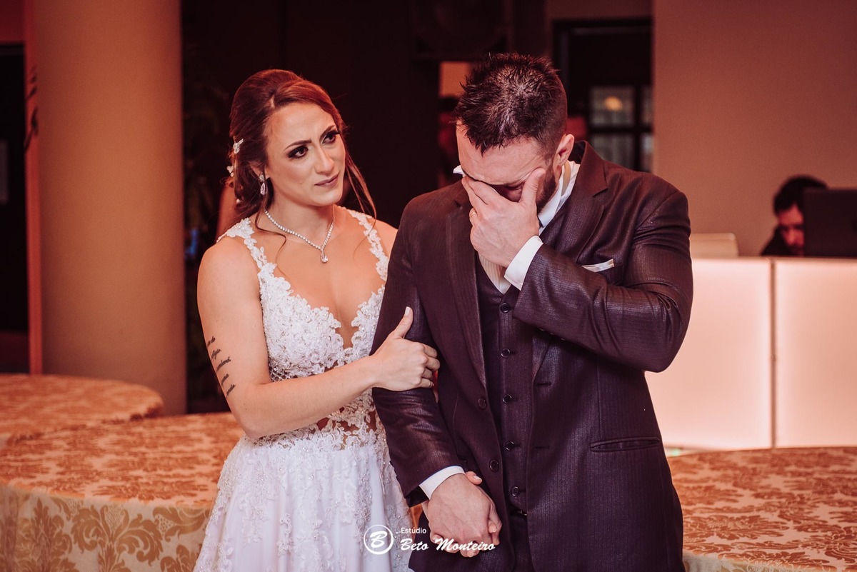 fotografo de casamento - fotografia - videos de casamento - filmagem - casamento - cinegrafista - filmmaker - wedding - produtora - curitiba - estudio beto monteiro - casal - porta romana - andressa e diogo - sol cerimonialista - paroquia perpetuo socorro