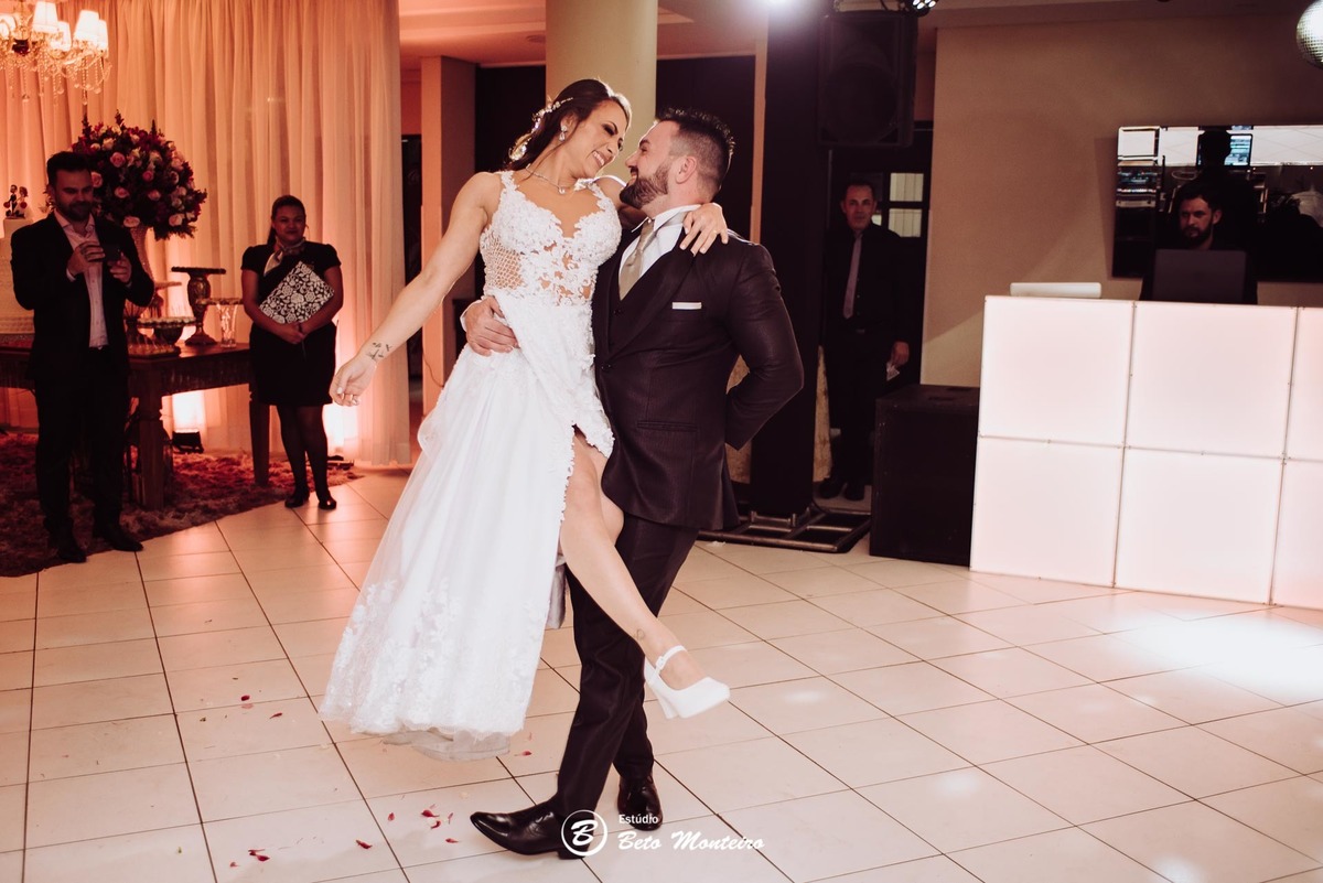 fotografo de casamento - fotografia - videos de casamento - filmagem - casamento - cinegrafista - filmmaker - wedding - produtora - curitiba - estudio beto monteiro - casal - porta romana - andressa e diogo - sol cerimonialista - paroquia perpetuo socorro