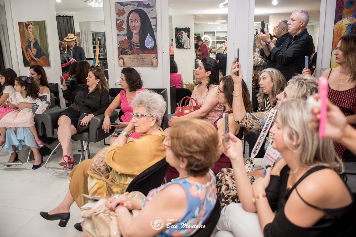 Mostra Frida Kahlo - Casa Donaire - Casa Aprimare - Clube das Divas - Curitiba - Estúdio Beto Monteiro - Fotografo em Curitiba - Fotos - Estudio fotografico - Kleber Monteiro - Foto para empresas