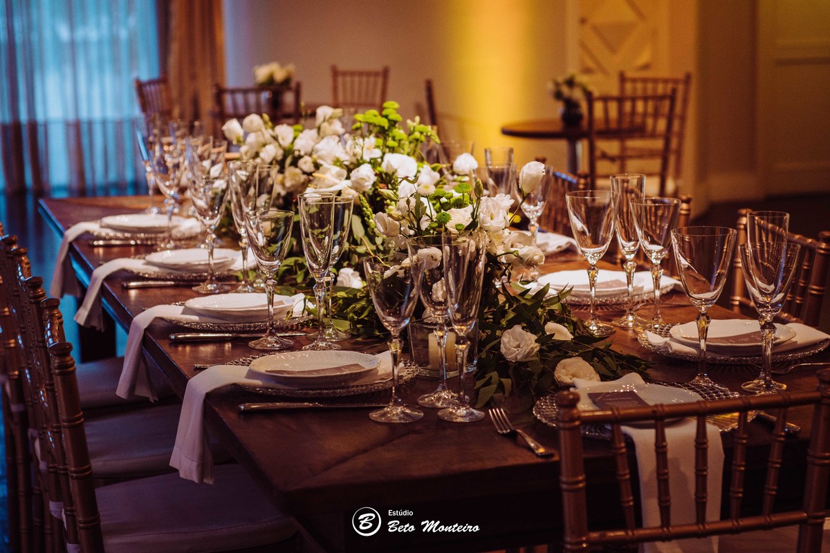 Aline e Sidarta - Bodas - de estanho - Deucher Hall - Buffet - Casamento - Wedding - Pré-Casamento - Cobertura de casamento -  filmagem de casamento Curitiba - Pré-Wedding - fotógrafo de casamento Curitiba - Estúdio Beto Monteiro