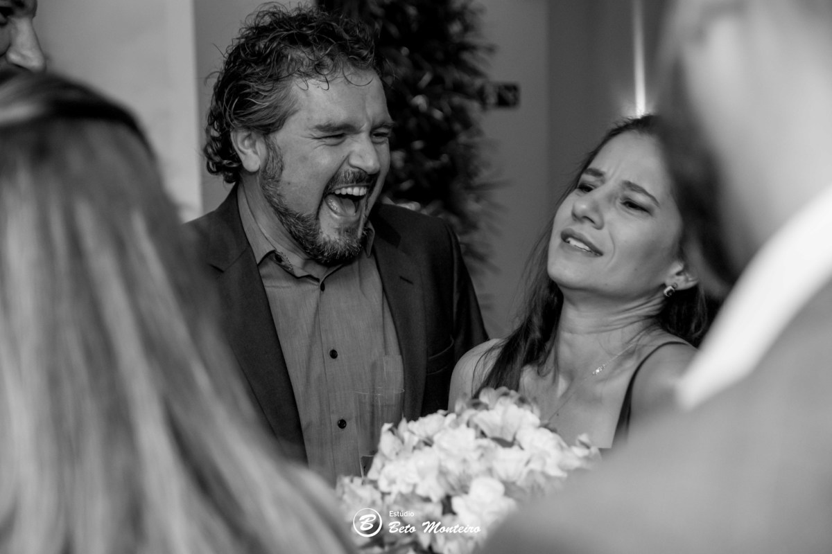 Aline e Sidarta - Bodas - de estanho - Deucher Hall - Buffet - Casamento - Wedding - Pré-Casamento - Cobertura de casamento -  filmagem de casamento Curitiba - Pré-Wedding - fotógrafo de casamento Curitiba - Estúdio Beto Monteiro
