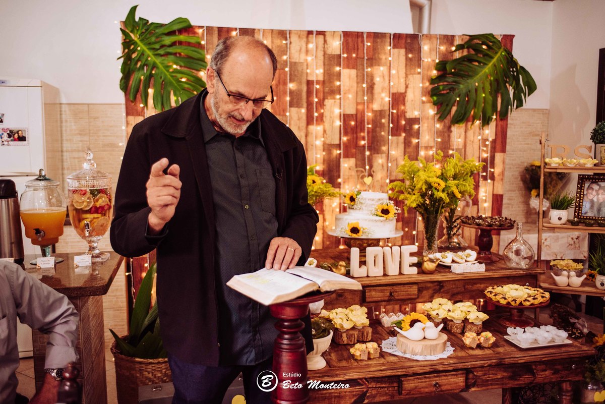 Noivado Renata e Silas fotografo de casamento - fotografia - videos de casamento - filmagem - casamento - cinegrafista - filmmaker - wedding - produtora - curitiba - estudio beto monteiro - casal