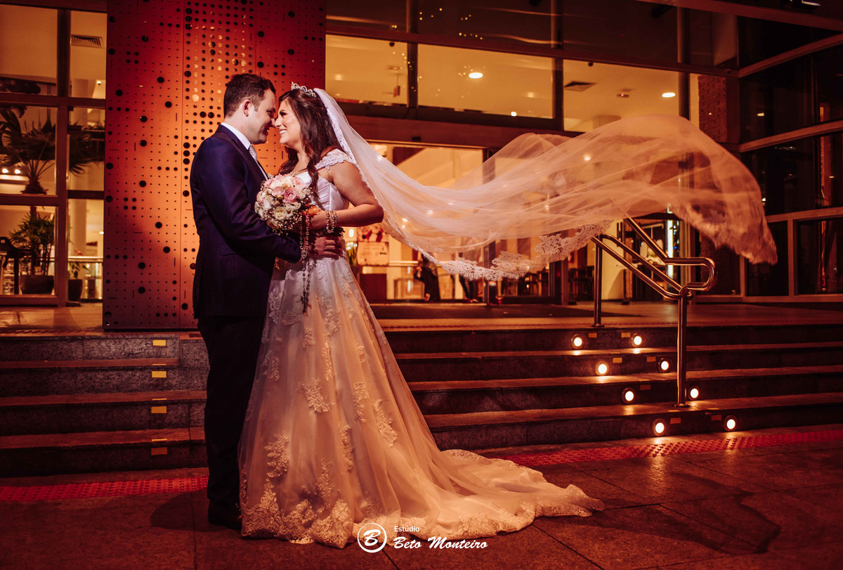 karine e luis felipe -  fotografo de casamento - fotografia - videos de casamento - filmagem - casamento - cinegrafista - filmmaker - wedding - produtora - curitiba - estudio beto monteiro - casal - coco bambu - capuchinhos - fontaine salon