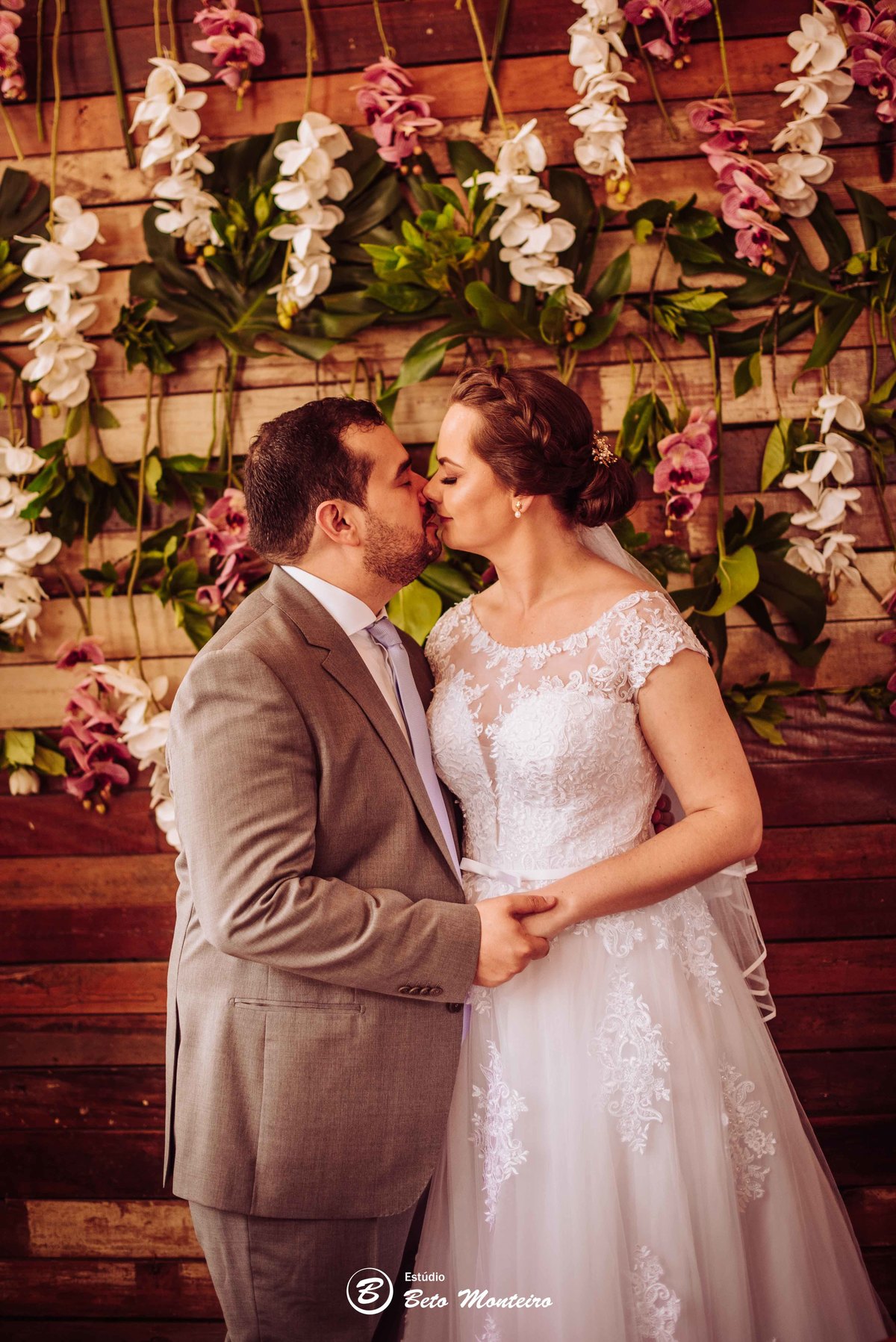 fotografo de casamento - fotografia - videos de casamento - filmagem - casamento - cinegrafista - filmmaker - wedding - produtora - curitiba - estudio beto monteiro - casal - nathaly e celso - dom parma - salão marly - 