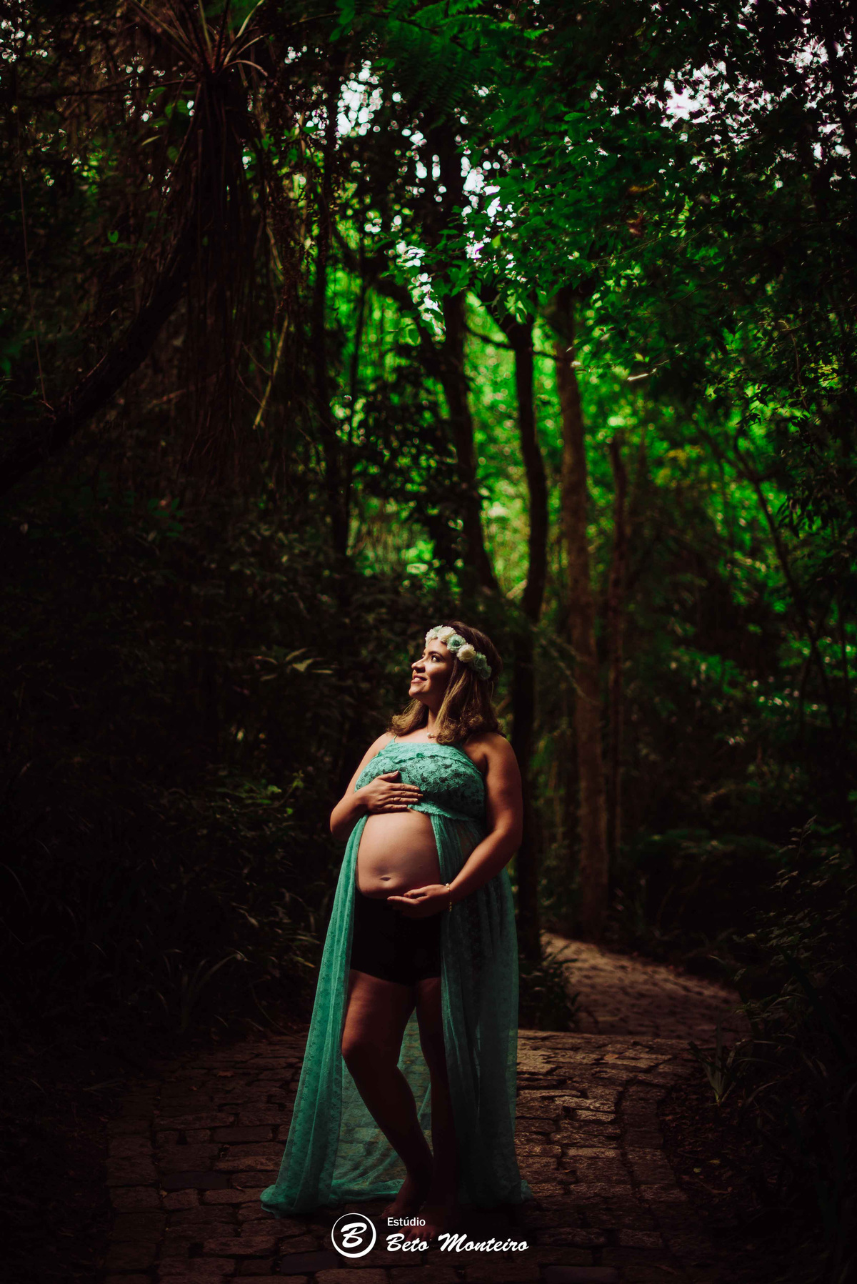 Book Gestante e Familia em Curitiba - Book de gestante lifestyle - Fotos ao ar livre - Grávida - Gestação - Estudio Beto Monteiro - Vanessa Teixeira - Bosque do Alemão - Curitiba