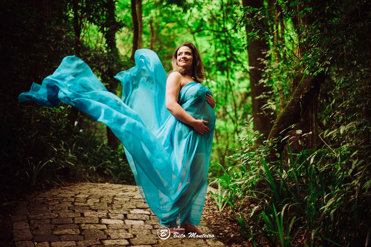 Book Gestante e Familia em Curitiba - Book de gestante lifestyle - Fotos ao ar livre - Grávida - Gestação - Estudio Beto Monteiro - Vanessa Teixeira - Bosque do Alemão - Curitiba