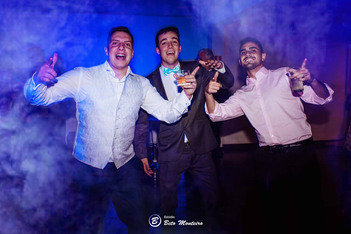 fotografo de casamento - fotografia - videos de casamento - filmagem - casamento - cinegrafista - filmmaker - wedding - produtora - curitiba - estudio beto monteiro - casal - tatyana e marcelo - confraria aeder - helena portez